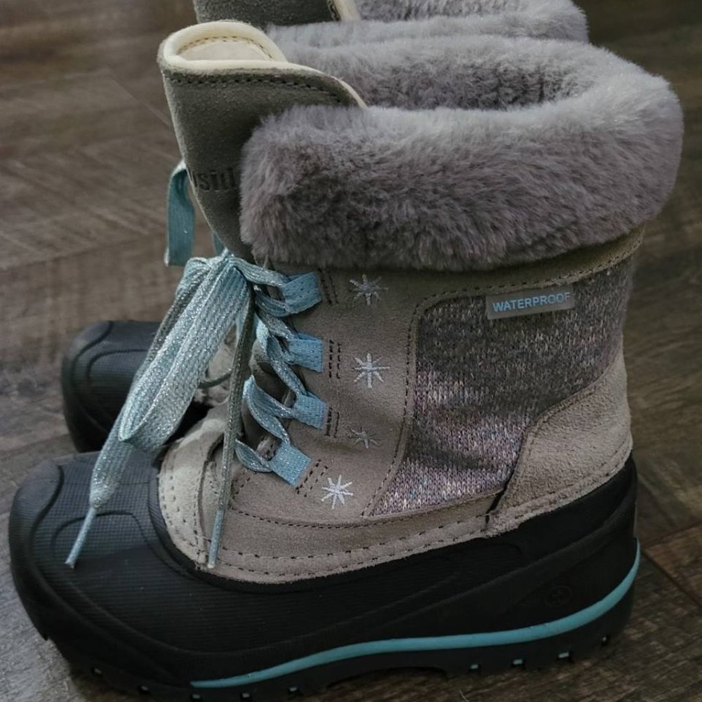 Like New Girl #2 Winter Snow Boots